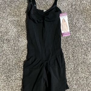 Black Large Curveez Full Body Shaper NWT